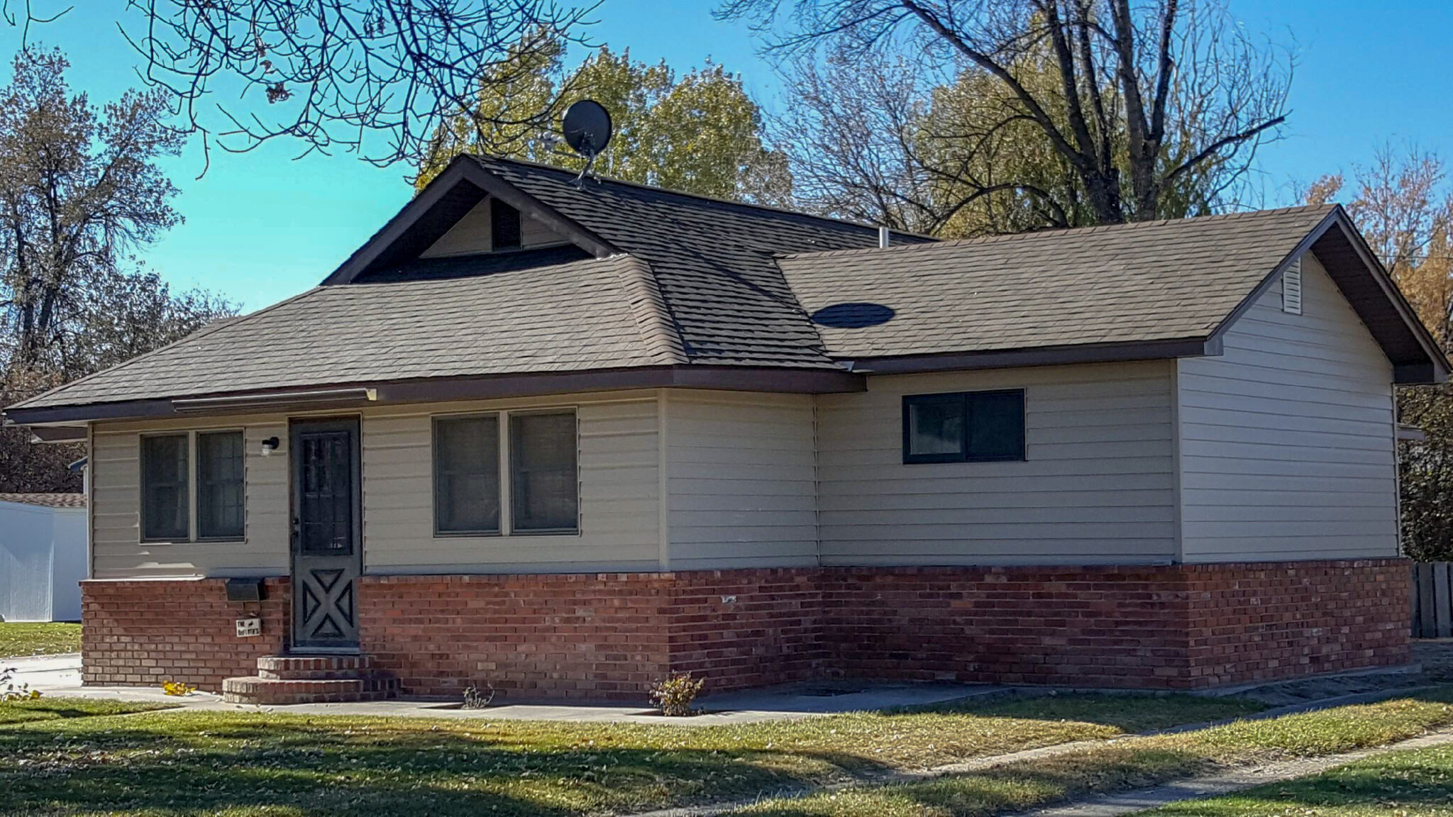 lovell wyoming roof shingle hail damage 4